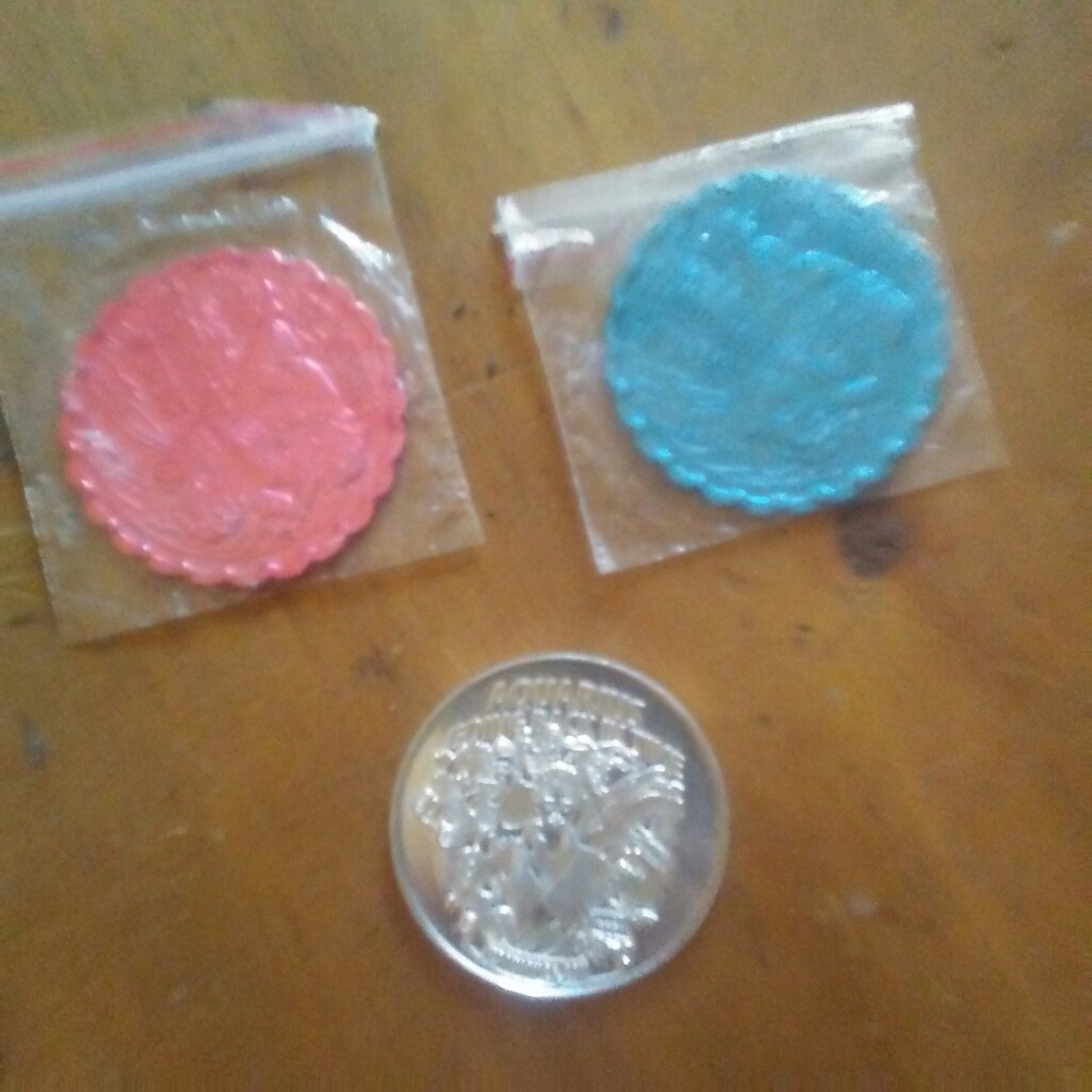 Set of 3 mardi gras throw coin